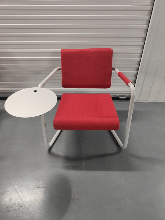 Image 1 of 2 chaises design Lonc Steeler avec tables d'extérieur