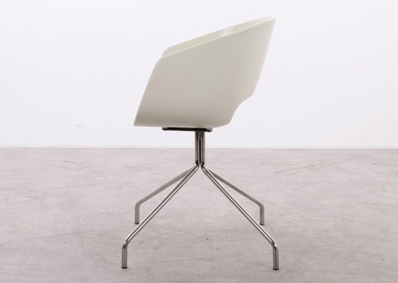 Image 1 of 6X Sintesi Orbit Large Chair Off White