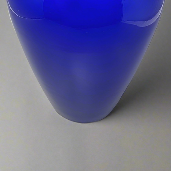 Image 1 of Vase bleu magnifique des années 1970 par Ind. Vetraria Valdarnese. Fabriqué en Italie