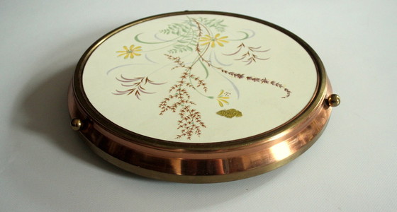 Image 1 of 1950S Rotating cake plate with copper mounting Round on foot