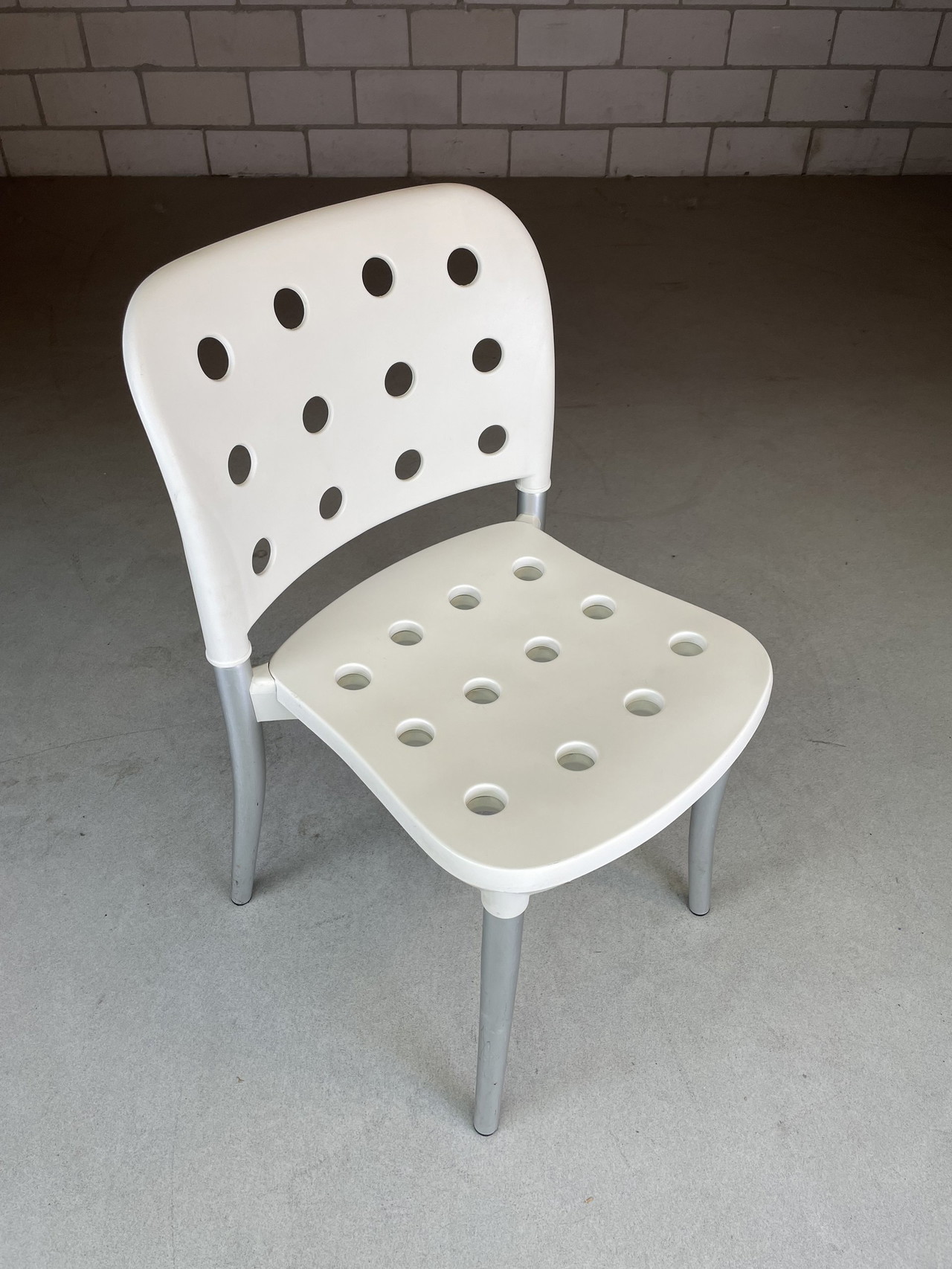 ハリファックス HALIFAX / ITALIA MINNI チェア 展示品 ハリファックス ミンニ アームチェア 1脚 ◇ 在庫10 幅