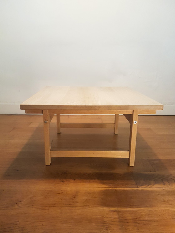 Image 1 of Table basse danoise par Hans J. Wegner pour PP Møbler