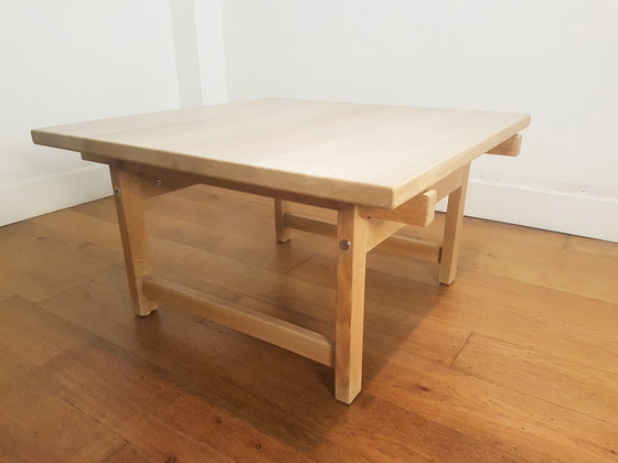 Image 1 of Table basse danoise par Hans J. Wegner pour PP Møbler