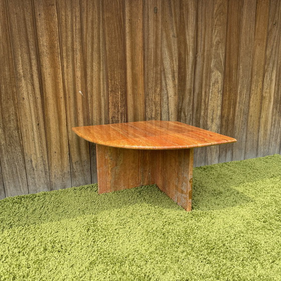 Image 1 of Red travertine - Coffee table