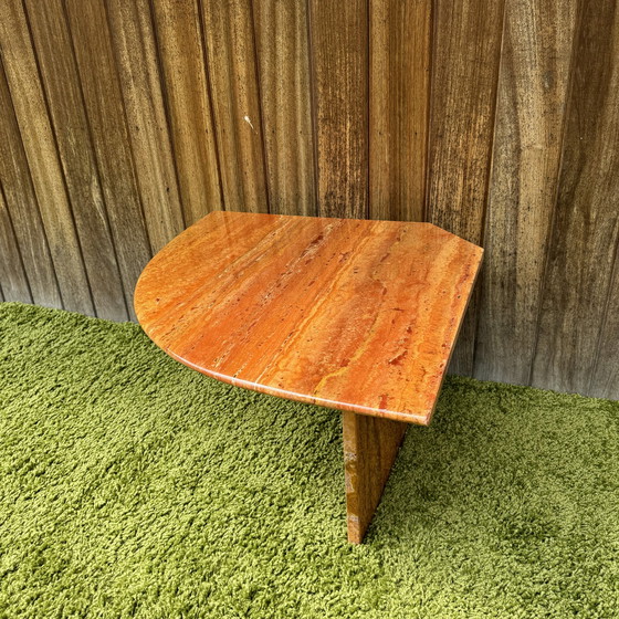 Image 1 of Red travertine - Coffee table