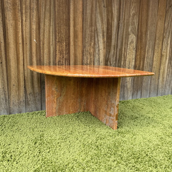 Image 1 of Red travertine - Coffee table