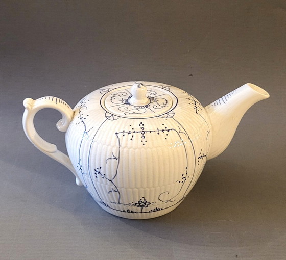 Image 1 of Villeroy & Boch Dresden Teapot In Perfect Condition