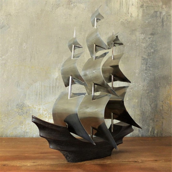 Image 1 of Scultura decorativa vintage in stile art déco a forma di barca, 1930