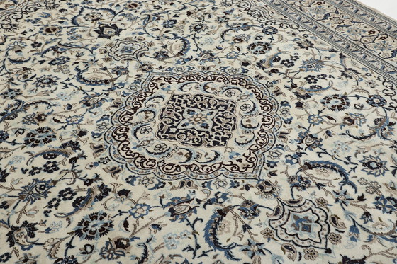 Image 1 of Original hand-knotted Persian carpet Nain 12 La 398 X 292 Cm