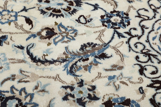 Image 1 of Original hand-knotted Persian carpet Nain 12 La 398 X 292 Cm