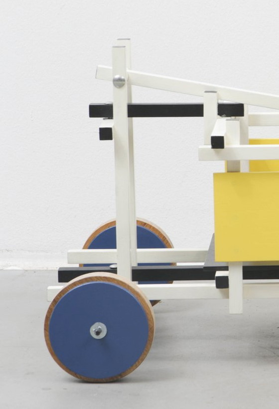 Image 1 of Design wagon in bauhaus style