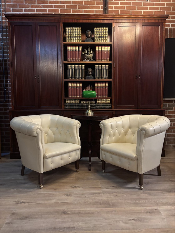 Image 1 of Poltrona Fau Club Armchairs