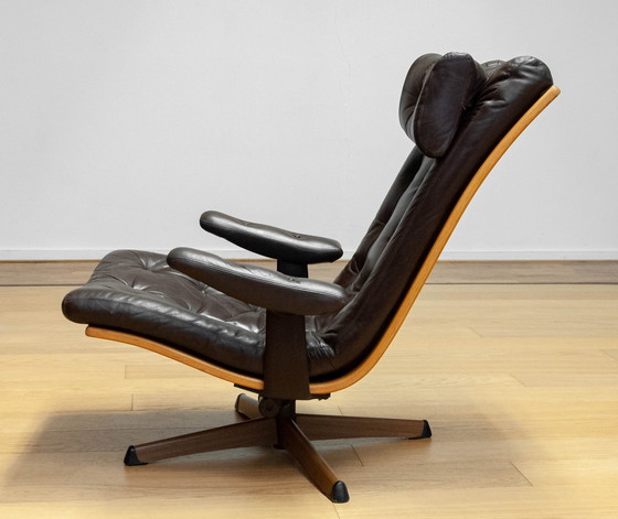 Image 1 of 1960 Göte Möble fauteuil pivotant 'Delfin'