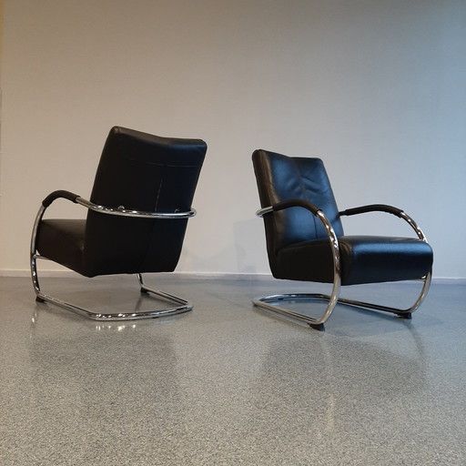 2x Vintage armchairs