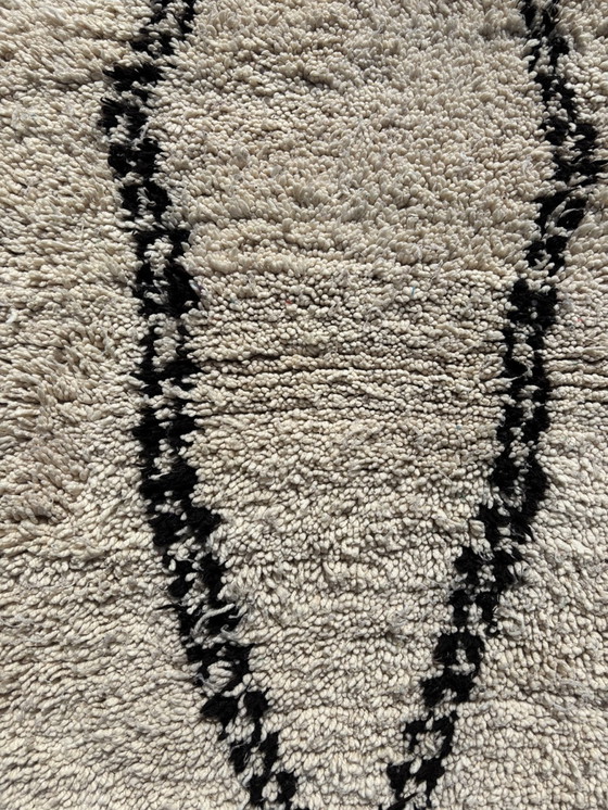 Image 1 of Tapis berbère marocain en laine