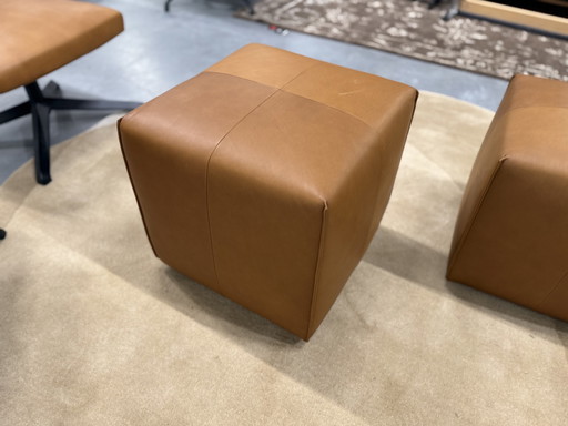 1 Eyye Kub Pouf 41X41Xh42 Loxton Leather Cave