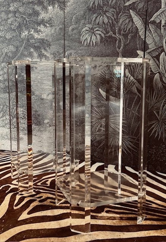 Image 1 of Set di piedistalli in plexiglas, tavolini, consolle, piedistalli e tavolini laterali 