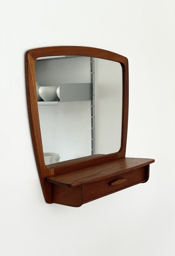 Image 1 of Danish Teak Vanity Mirror Miroir de courtoisie Console murale Pedersen & Hansen