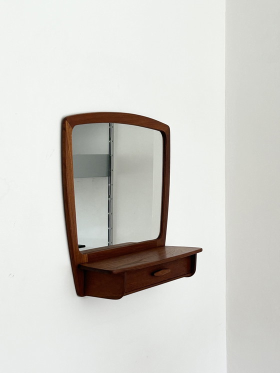 Image 1 of Danish Teak Vanity Mirror Miroir de courtoisie Console murale Pedersen & Hansen