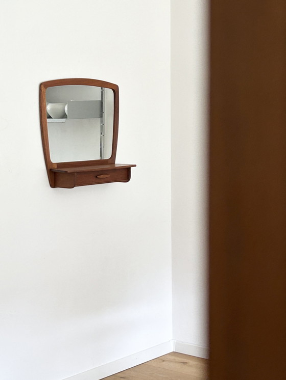 Image 1 of Danish Teak Vanity Mirror Miroir de courtoisie Console murale Pedersen & Hansen