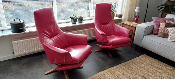 Image 1 of 2 X Prominent Twist Recliner