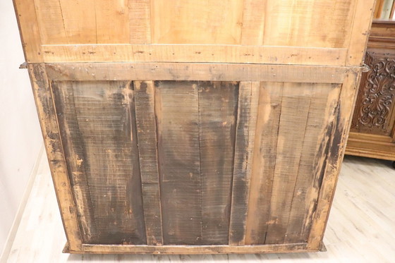 Image 1 of Gabinete antiguo de nogal tallado, siglo XIX