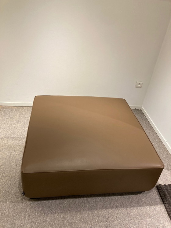 Image 1 of Pouf 'Matisse' de Minotti