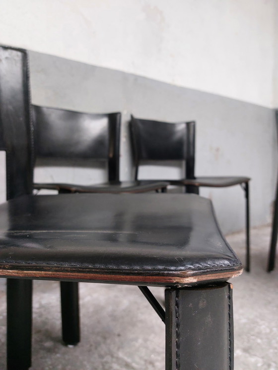 Image 1 of 4 x chaises de salle à manger en cuir noir Giancarlo vegni pour fasem, années 1980