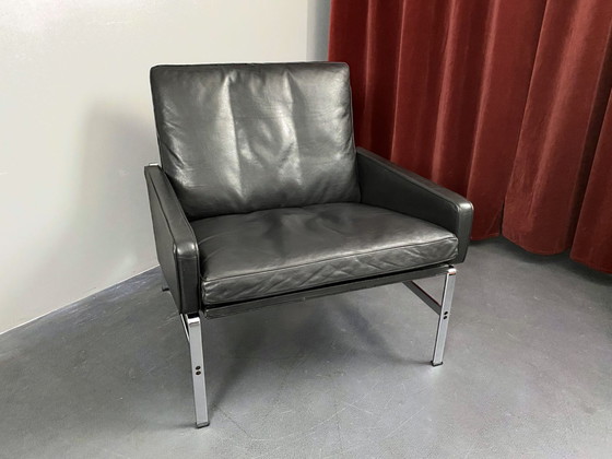 Image 1 of Kill International Armchair 