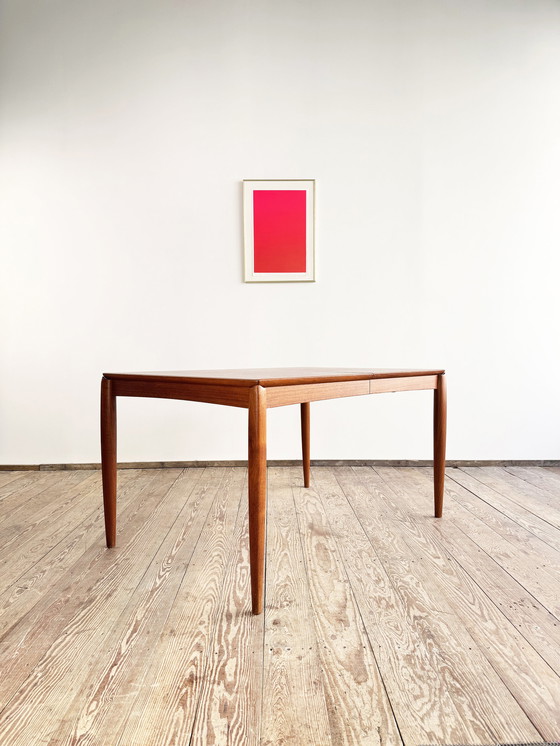 Image 1 of Mid Century Modern Danish Dining Table en teck de H.W. Klein pour Bramin, Extendable, 1960