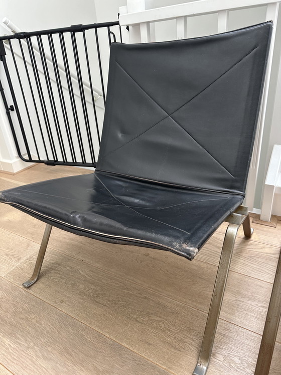 Image 1 of 2x Fritz Hansen PK22 chair