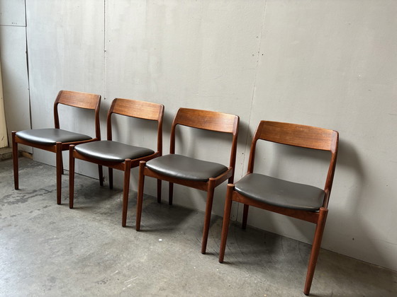 Image 1 of 4x Vintage Dining Chairs