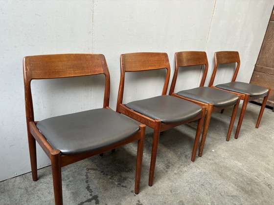 Image 1 of 4x Vintage Dining Chairs