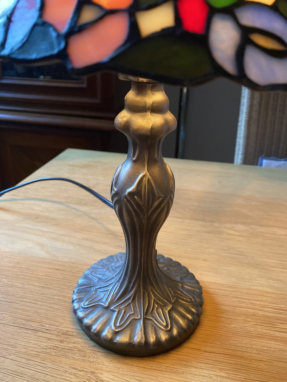 Image 1 of Tiffany style table lamp Art Deco