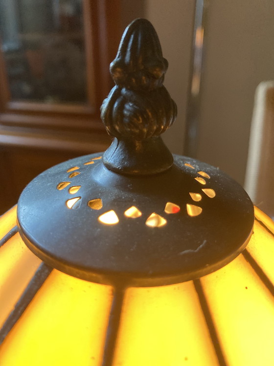 Image 1 of Tiffany style table lamp Art Deco