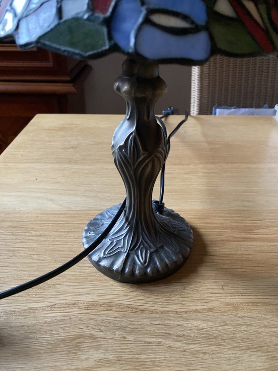 Image 1 of Tiffany style table lamp Art Deco