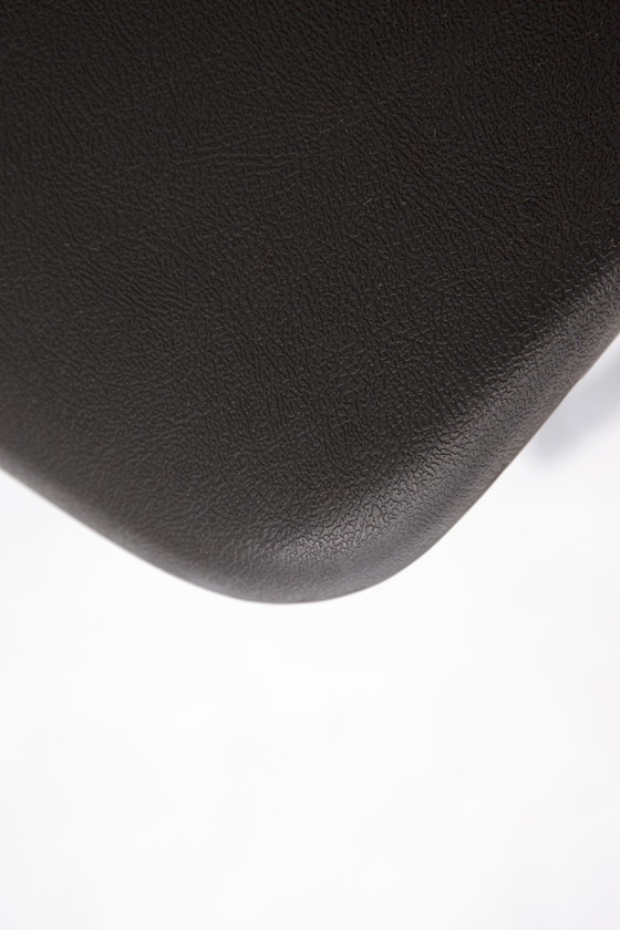 Image 1 of  Chaises empilables vintage 1970 Allemagne