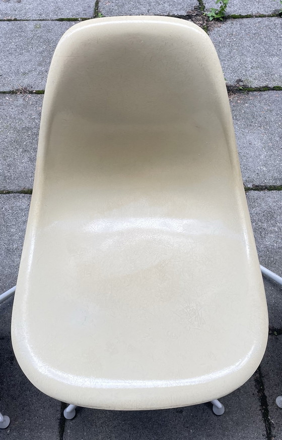 Image 1 of 4x Ray Eames for Herman Miller glass fiber tub chair