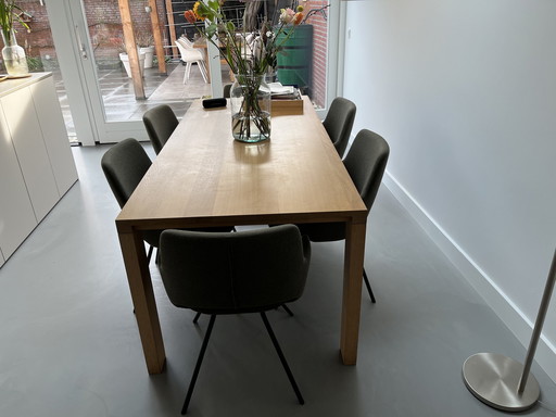 Arco Dining Table