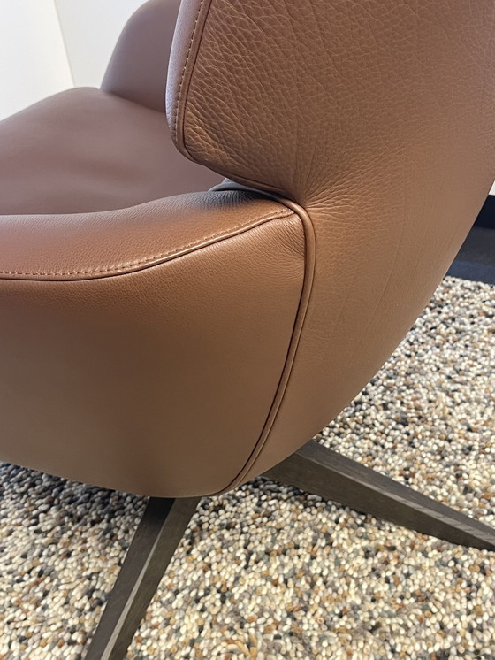 Image 1 of Leolux Armchair Lloyd Plus With Hocker Negev Leather