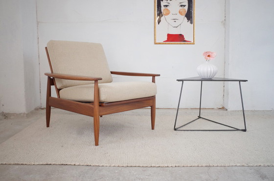 Image 1 of Poltrona vintage rivestita