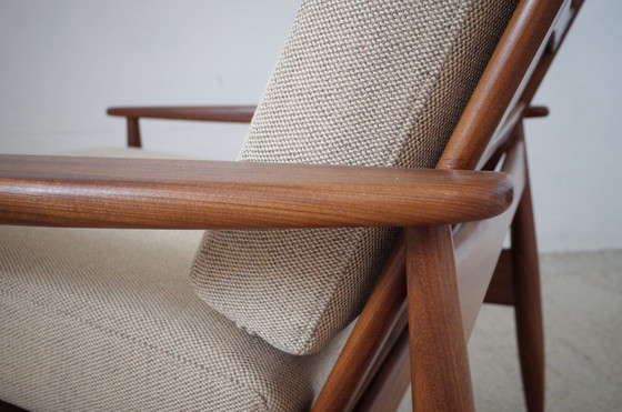 Image 1 of Poltrona vintage rivestita