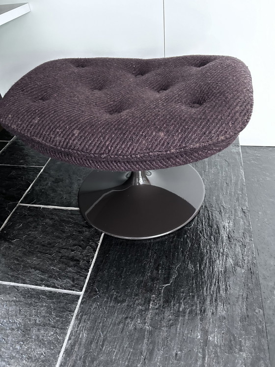 Image 1 of Artifort swivel armchair + footstool