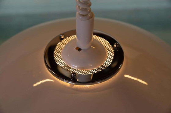 Image 1 of Lampe coquille scandinave vintage 60s70s Lampe pendante nordique