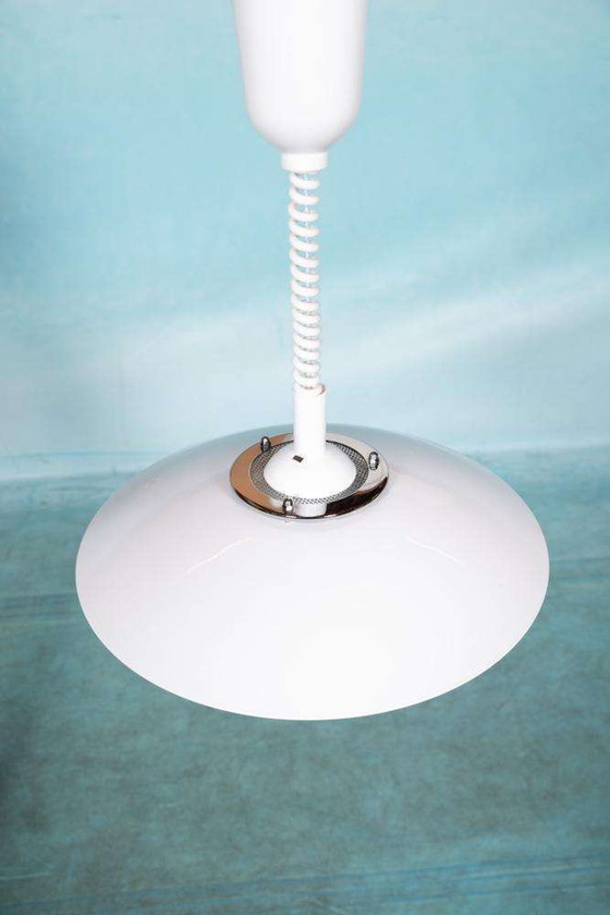 Image 1 of Lampe coquille scandinave vintage 60s70s Lampe pendante nordique