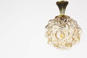 1x Piccola lampada a sospensione in vetro ambrato a bolle