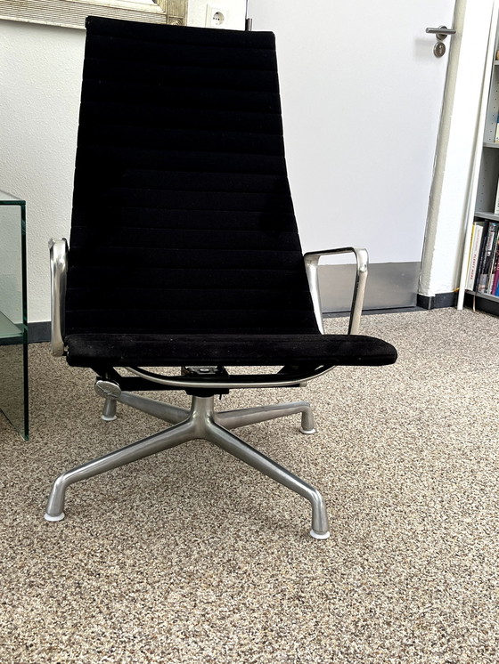 Image 1 of Miller Design Chair With Hocker