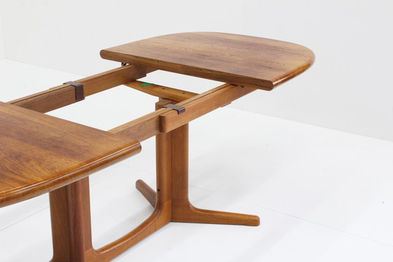 Image 1 of Tavolo da pranzo ovale allungabile vintage danese in teak massello Glostrup 