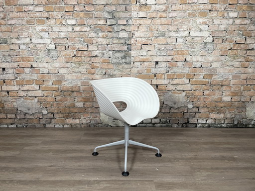 Vitra Tom Vac chair