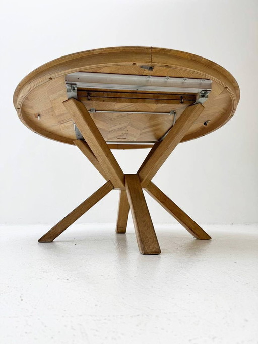 Table en bois à rallonges de Stein am Rhein